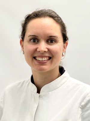 Dr. Ira Wendt